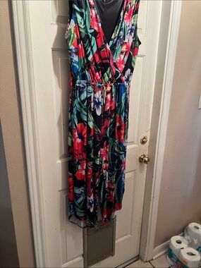 Tropical Floral Sleeveless Maxi Dress - Multicolor